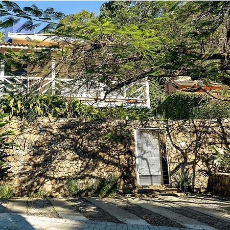 Casas Com Jacuzzi E Churrasqueira A 500 Metros Da Praia Do Pereque Na Ilhabela Luaran gambar