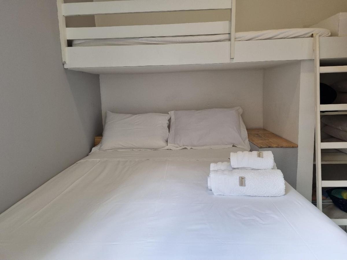Casas Com Jacuzzi E Churrasqueira A 500 Metros Da Praia Do Pereque Na Ilhabela Luaran gambar